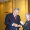 12.06.2008: cerimonia del “Passaggio di Campana” tra il Presidente uscente Anna Chielli Carducci, eletta Delegato di Zona per l’anno 2008 – 2009, e Mauro De Angelis 
